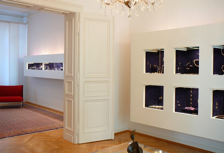 Zwei R�ume des Schmuckmuseums